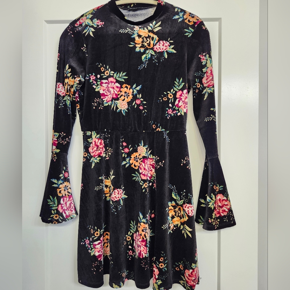 Velvet Dress Size S